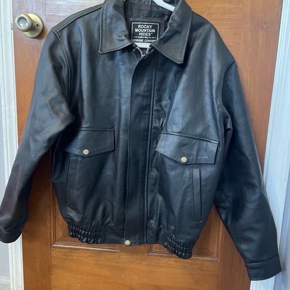 Black Rocky Mountain Hides jacket - Picture 2 of 9